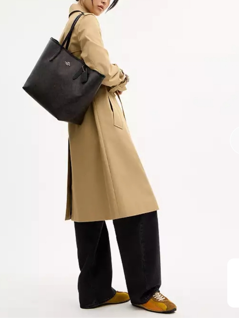 Coach Signature Canvas City Tote Bag - Picture 3 of 8